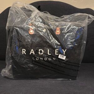 Brand new, never used Radley London tote bag Addison Gardens Edition